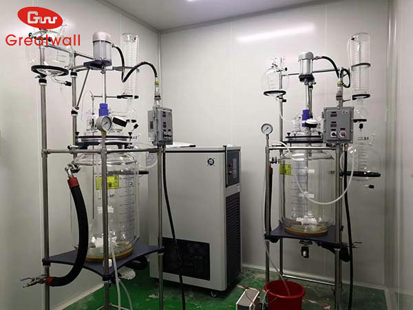 反應(yīng)釜高低溫一體機(jī)控溫原理及應(yīng)用