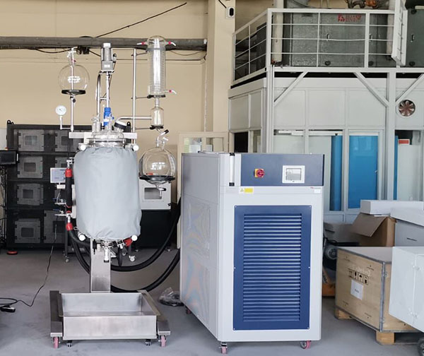 制冷加熱循環(huán)機使用說明及注意事項