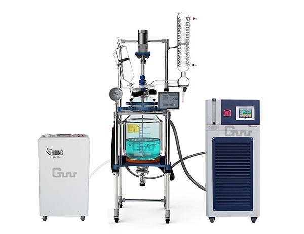 高低溫一體機(jī)如何加液？